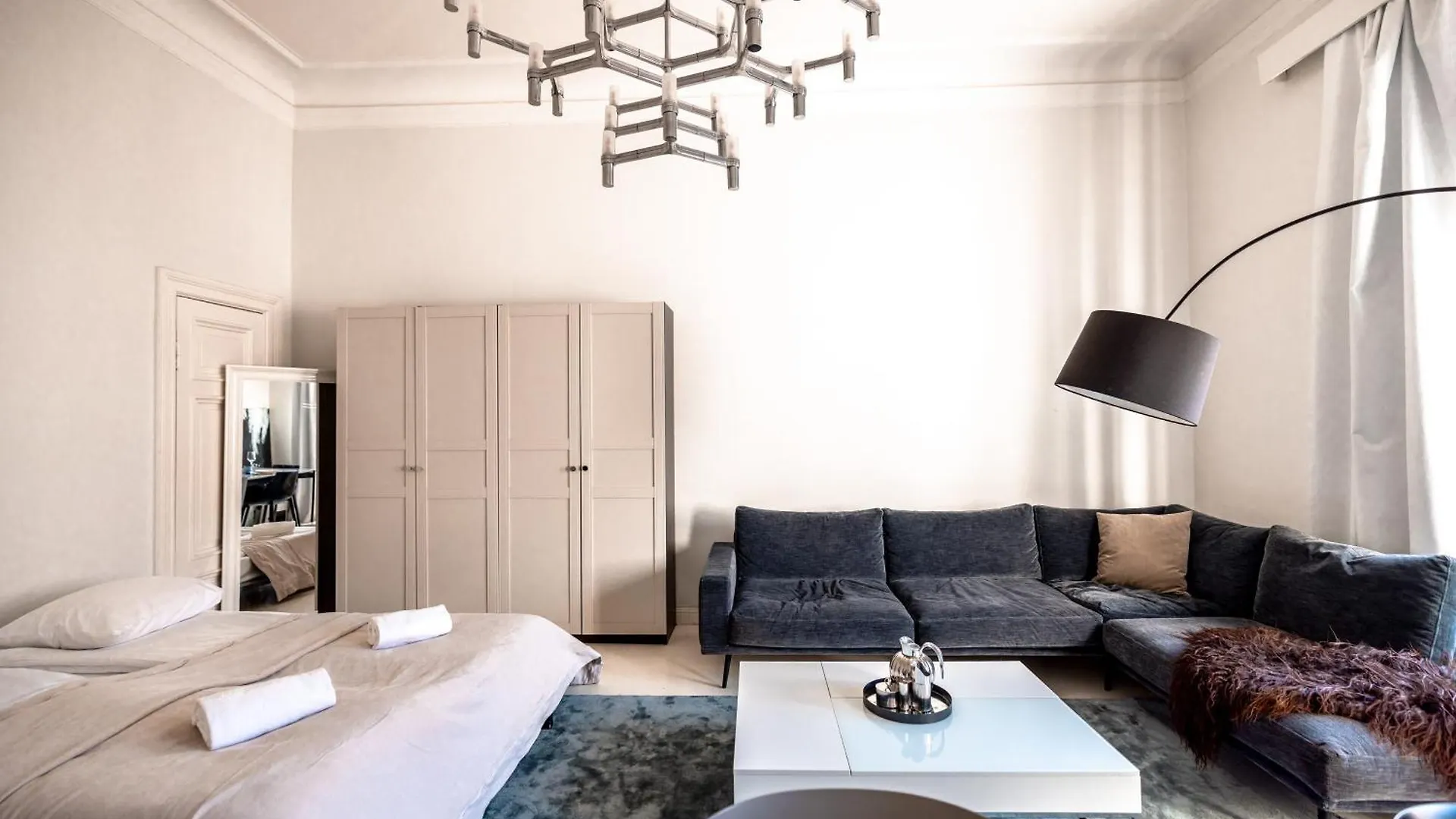 2Ndhomes Luminous & Modern Studio In The Design District Helsinki